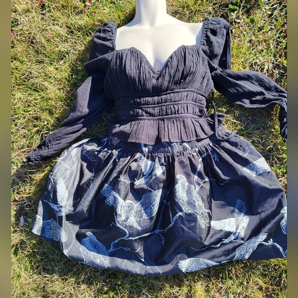 "Pretty Witchy Top" FREE PEOPLE Top - Picture 3 of 3